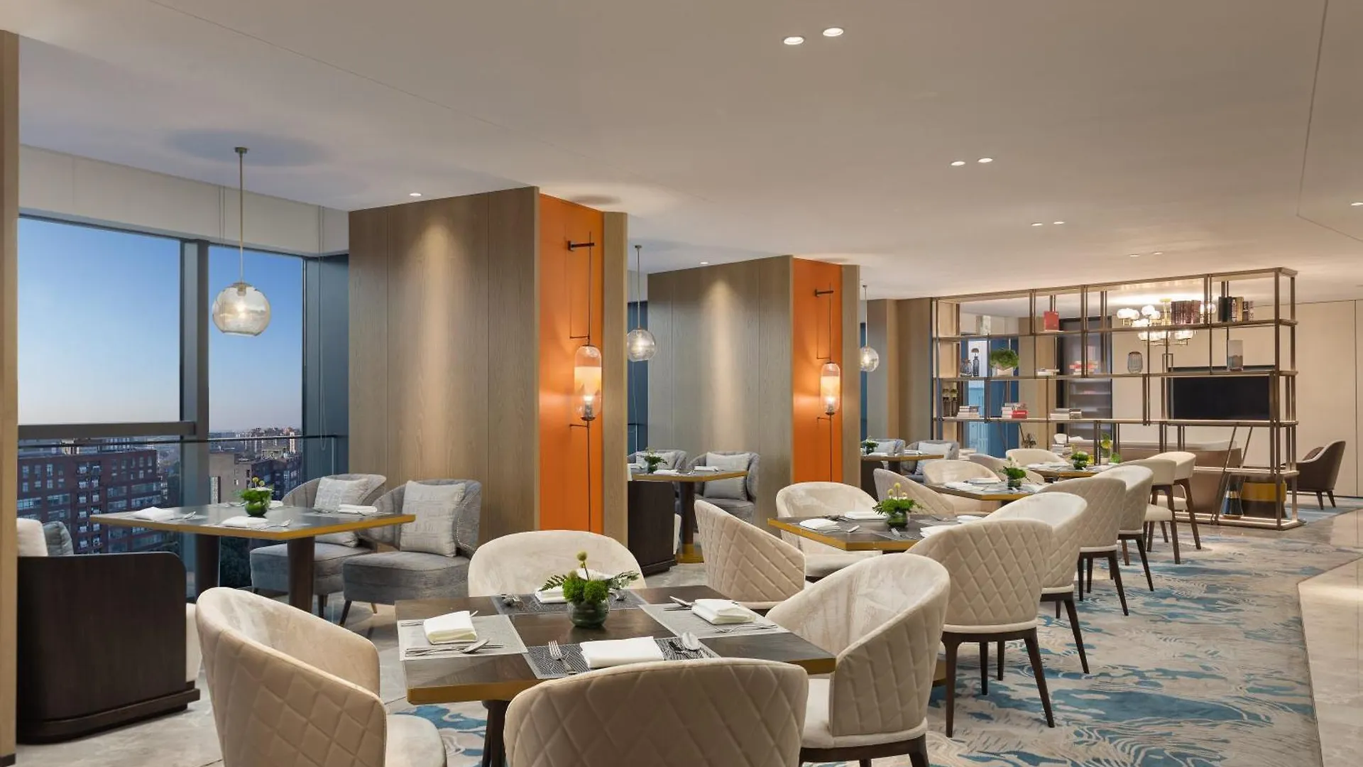 Voco Shanghai Hongqiao Hub By Ihg - 20 Mins Drive To Shanghai Hongqiao Int'L Airport And Necc Jiading Hotel