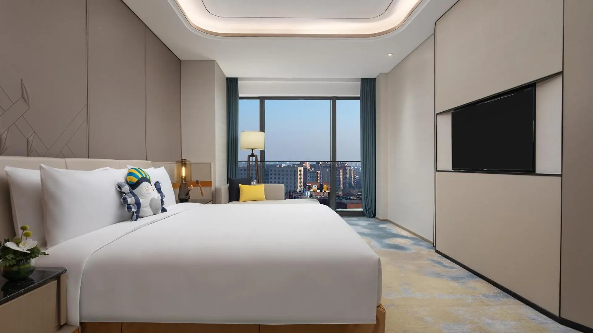 Voco Shanghai Hongqiao Hub By Ihg - 20 Mins Drive To Shanghai Hongqiao Int'L Airport And Necc Jiading